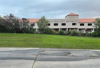 Albany Executive Motor Inn