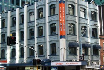 Surf 'N' Snow Backpackers - Hostel / Backpacker